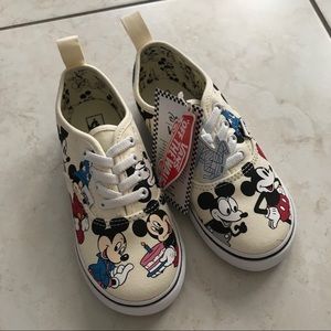 VANS x DISNEY Mickey’s Birthday Size 10